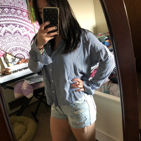 Flowy Striped Button Down Top - Picture 2 of 6